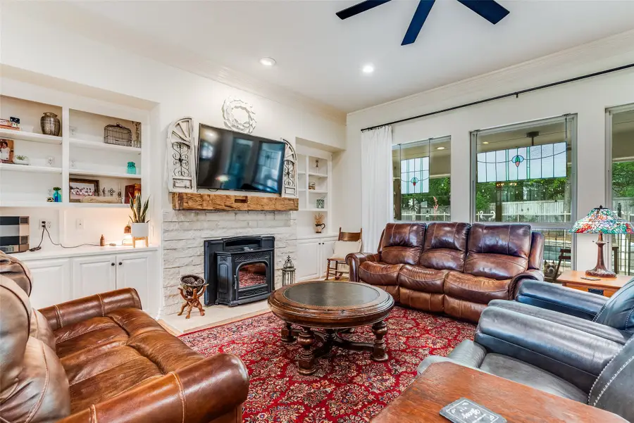 105 Derek Drive, Hudson Oaks, TX 76087 - #3