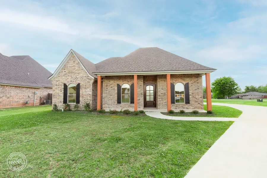 319 Newport, Benton, LA 71006 - #2