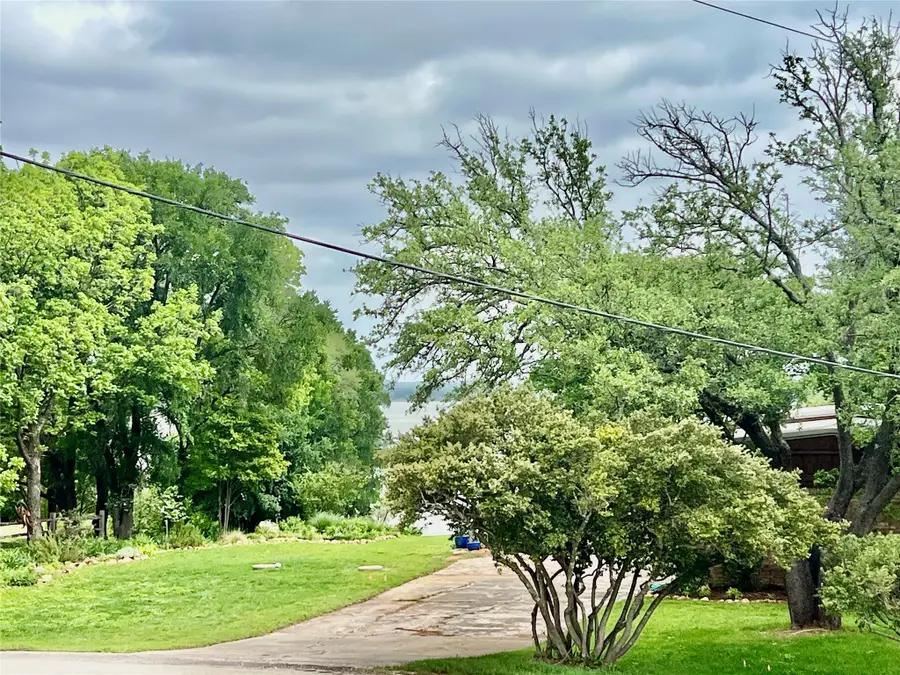 309 Broken Arrow, Comanche, TX 76442 - #3