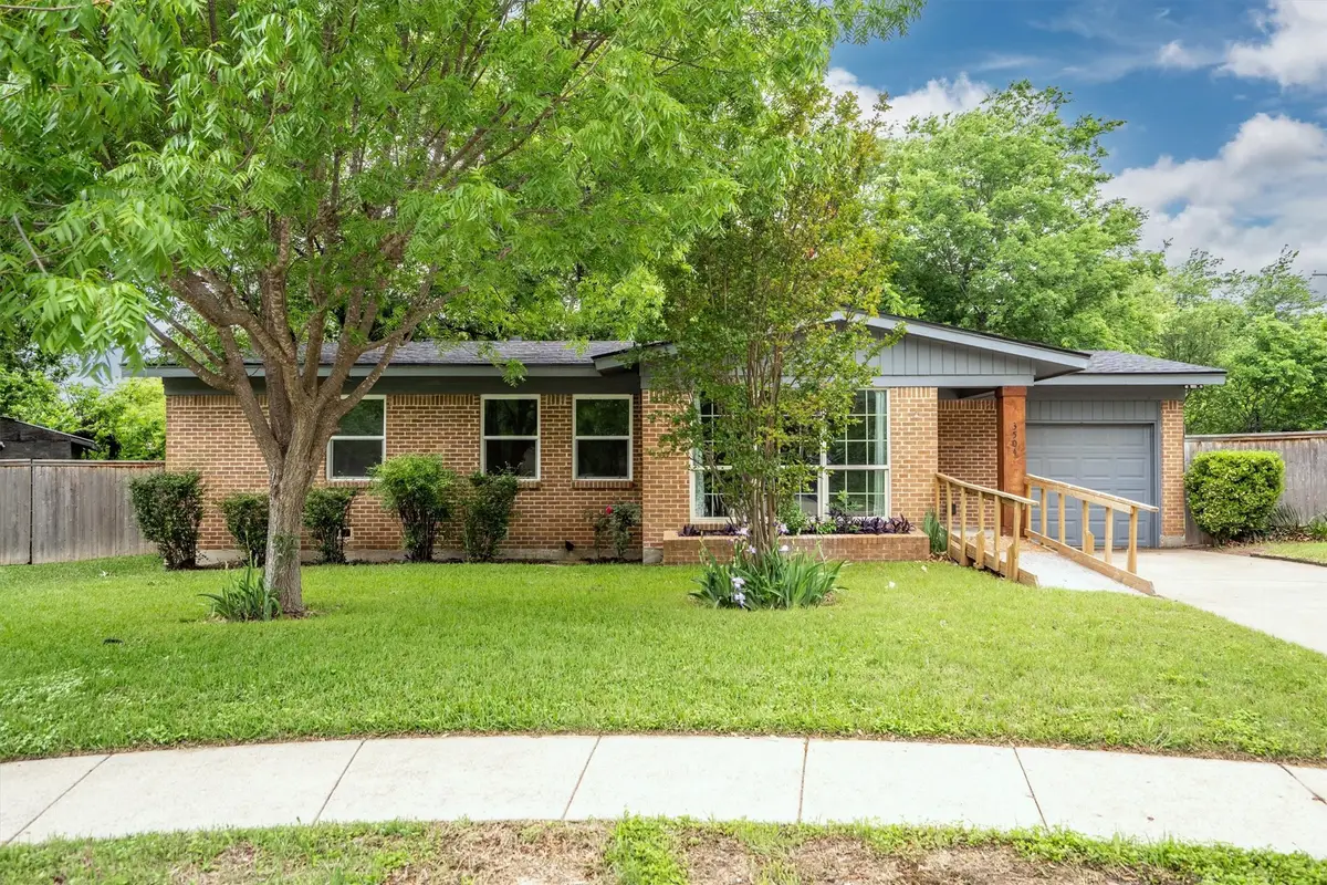 3504 Wicklow Court, Fort Worth, TX 76116 - #1