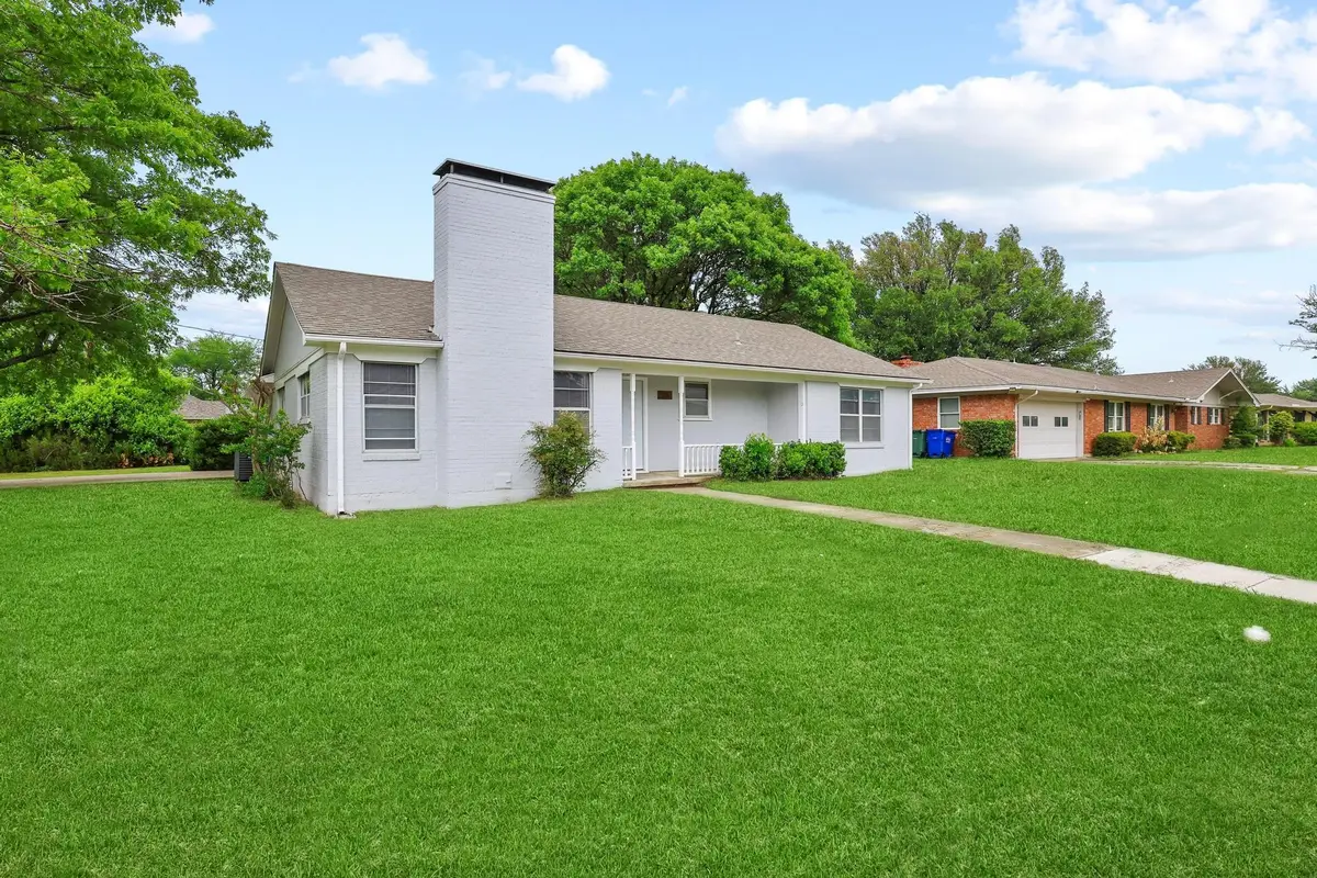 218 Texoma Drive, Whitesboro, TX 76273 - #1