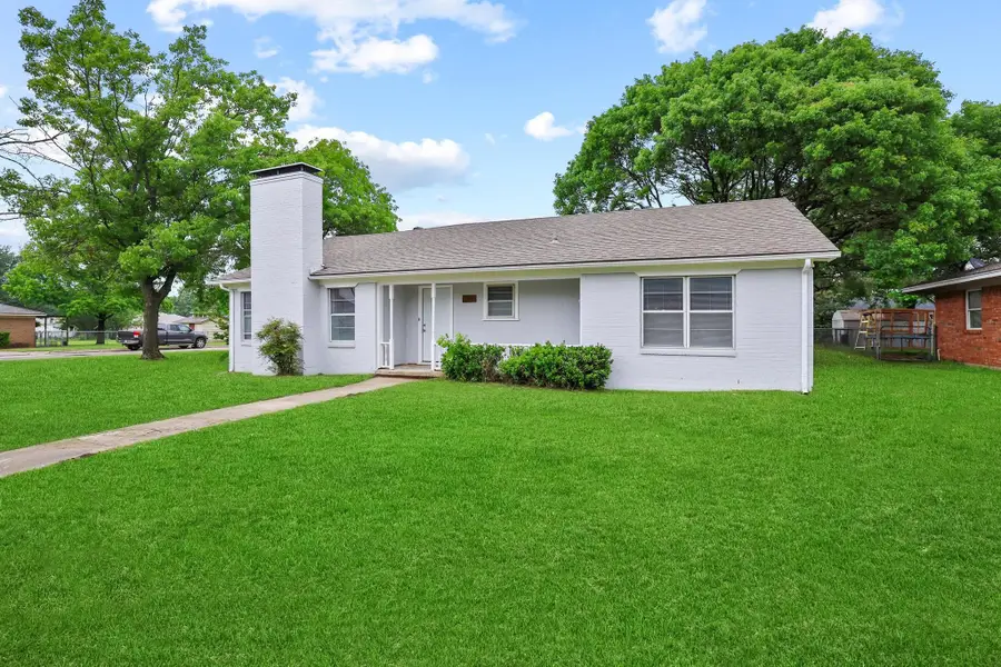 218 Texoma Drive, Whitesboro, TX 76273 - #2