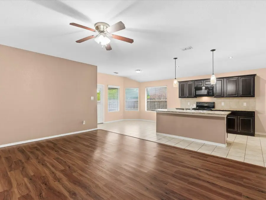 1108 Wellesbourne Lane, Fort Worth, TX 76134 - #3