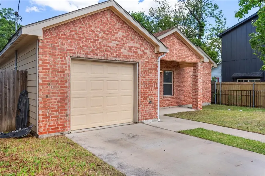 2738 Morning Avenue, Dallas, TX 75210 - #2