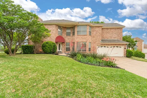 5956 River Bend Drive, Benbrook, TX 76132