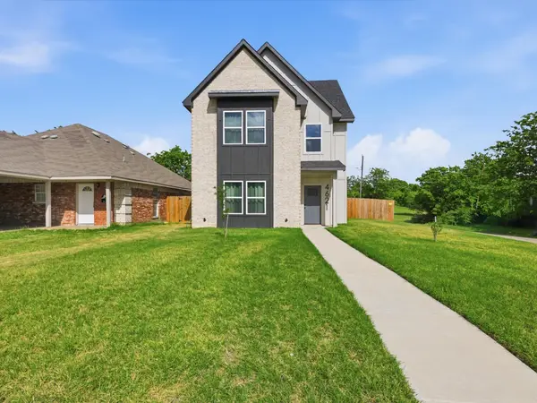 4621 Mccart Avenue, Fort Worth, TX 76115