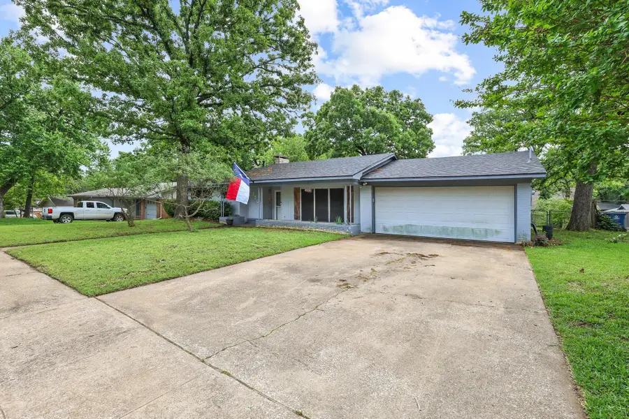 120 Mark Drive, Denison, TX 75021 - #2