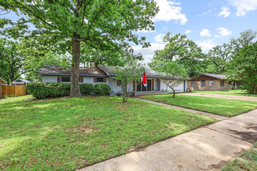 120 Mark Drive, Denison, TX 75021 - #3