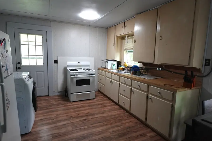 107 S Williams Drive, Comanche, TX 76442 - #3