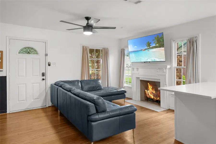 2219 Carnes Street, Dallas, TX 75208 - #2