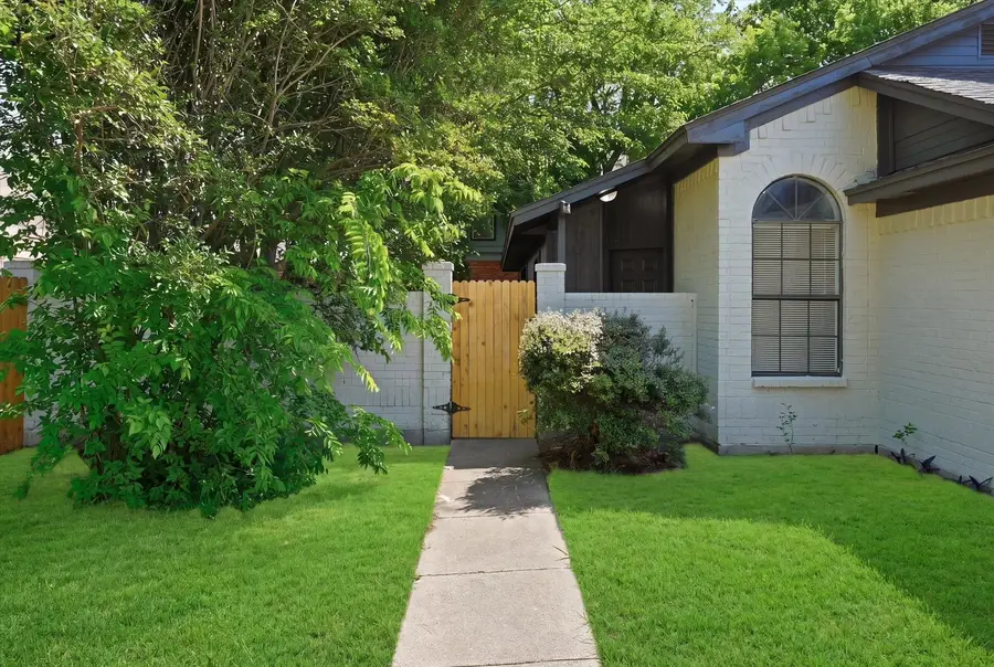 6816 Fire Hill Drive, Fort Worth, TX 76137 - #3