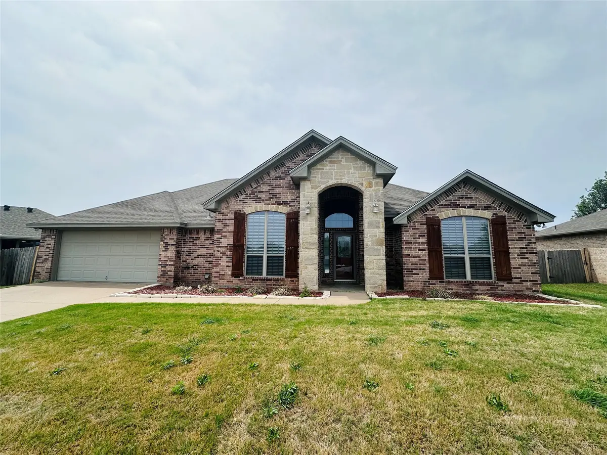 802 Wandering Court, Granbury, TX 76049 - #1