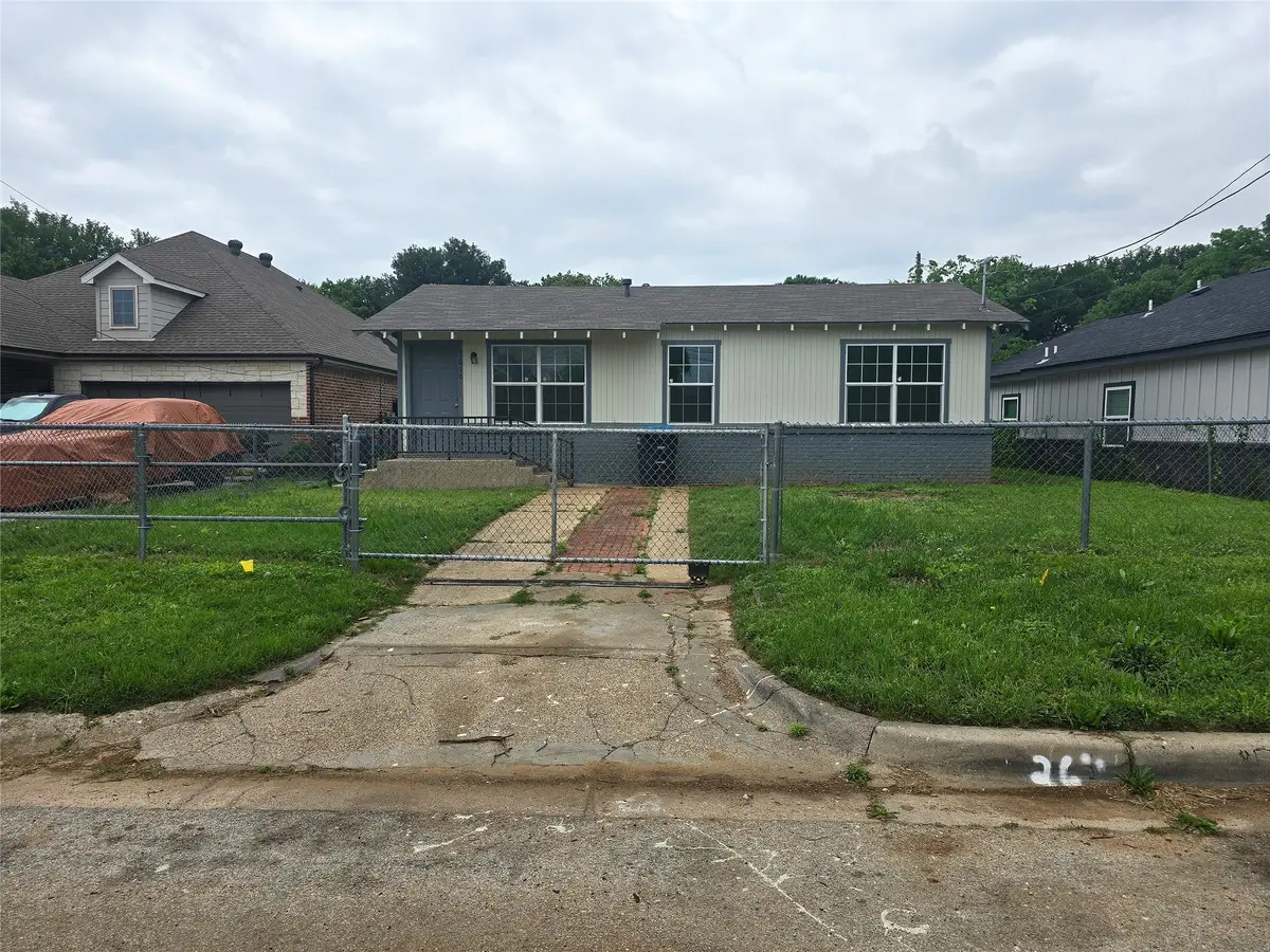 5010 Sunshine Drive, Fort Worth, TX 76105 - #1