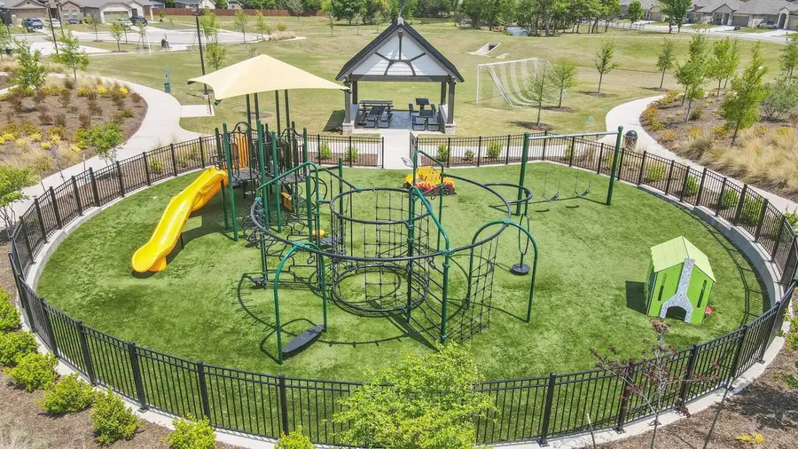 105 Pinehurst Drive, Boyd, TX 76023 - #3