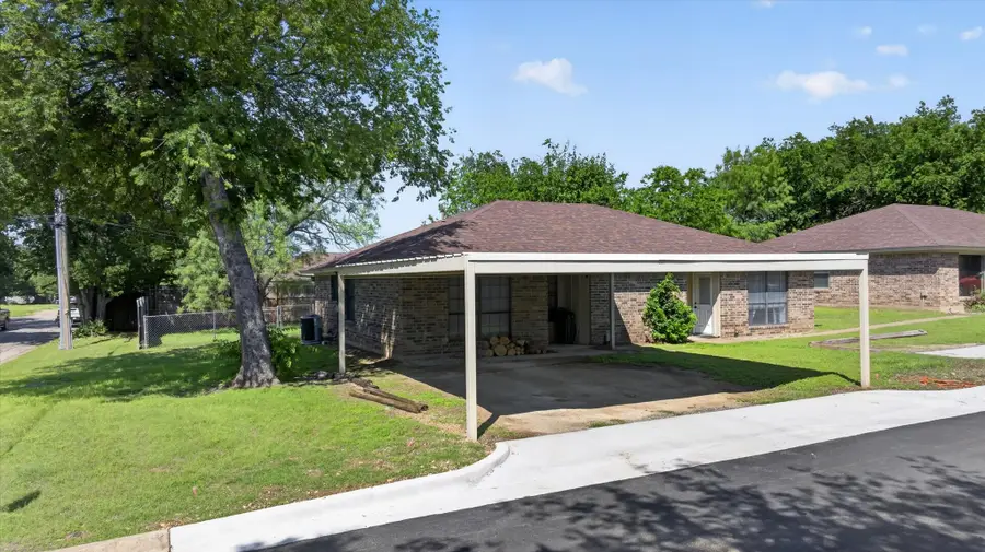 601-603 Clay Street, Glen Rose, TX 76043 - #2