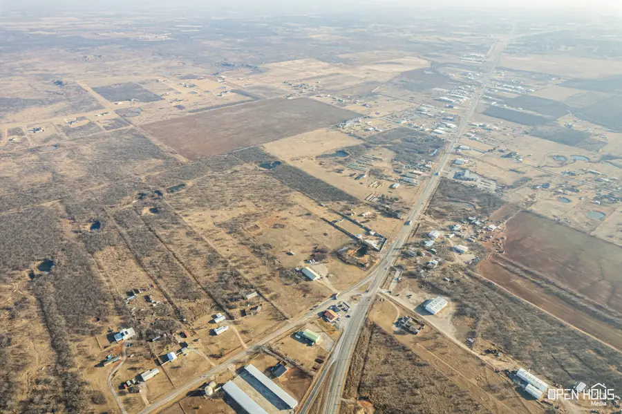 8620 Seymour Highway #R, Wichita Falls, TX 76310 - #3