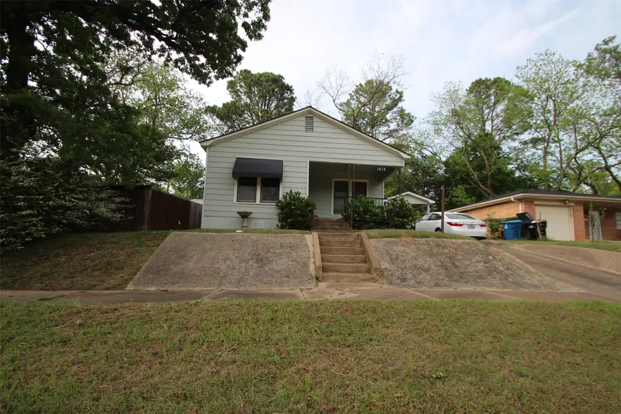 1415 W Crawford Street, Denison, TX 75020 - #2