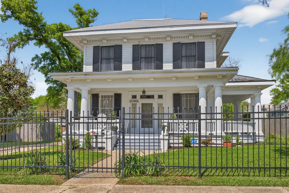 1038 College Street, Shreveport, LA 71104 - #1