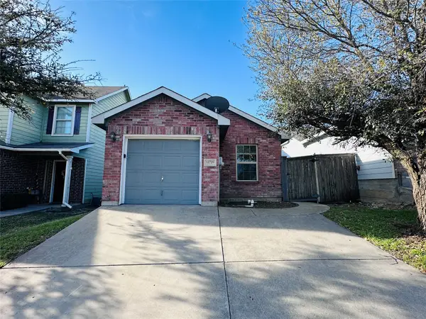 10749 Deauville Drive, Fort Worth, TX 76108