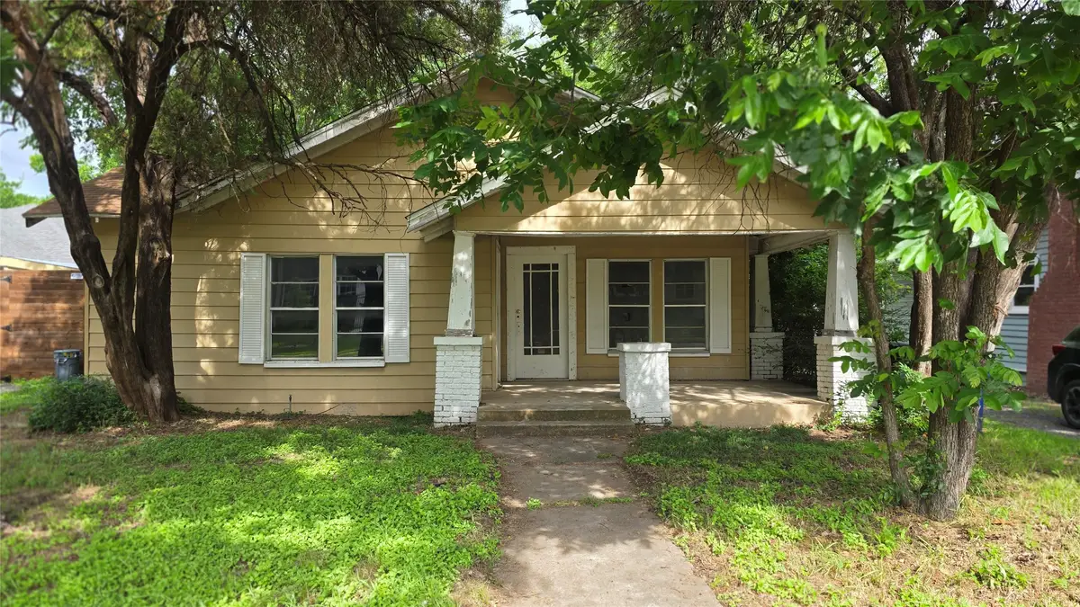 714 N Montclair Avenue, Dallas, TX 75208 - #1