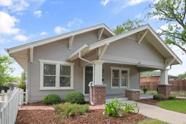 2700 College Avenue, Fort Worth, TX 76110