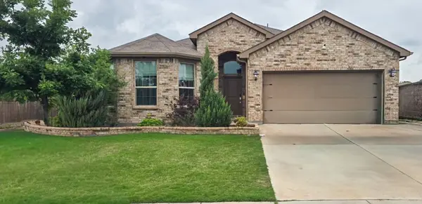 439 Helm Lane, Azle, TX 76020