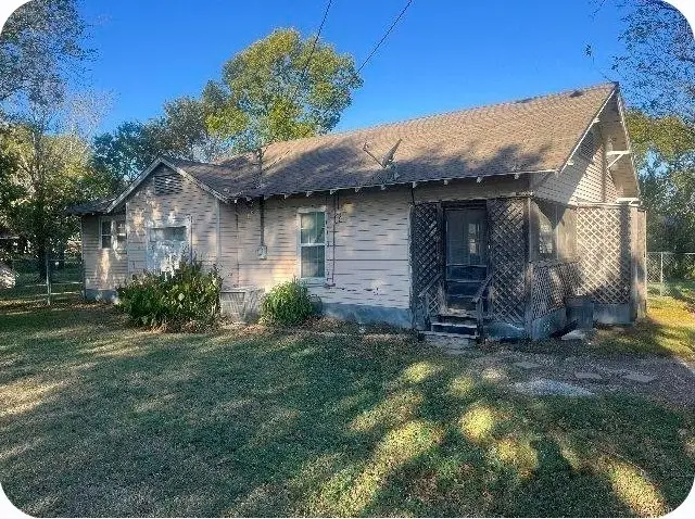 403 E Broad Street, Forney, TX 75126 - #2