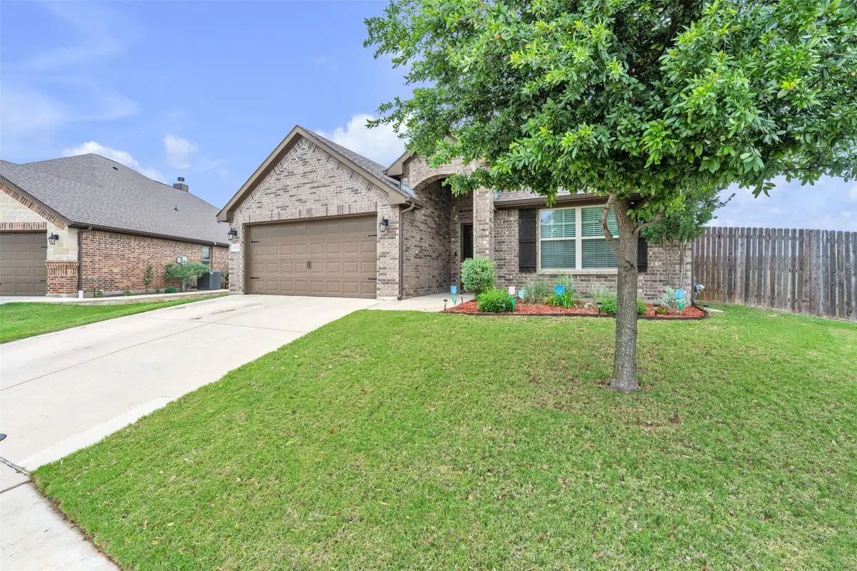 6000 Dunnlevy Drive, Fort Worth, TX 76179 - #1