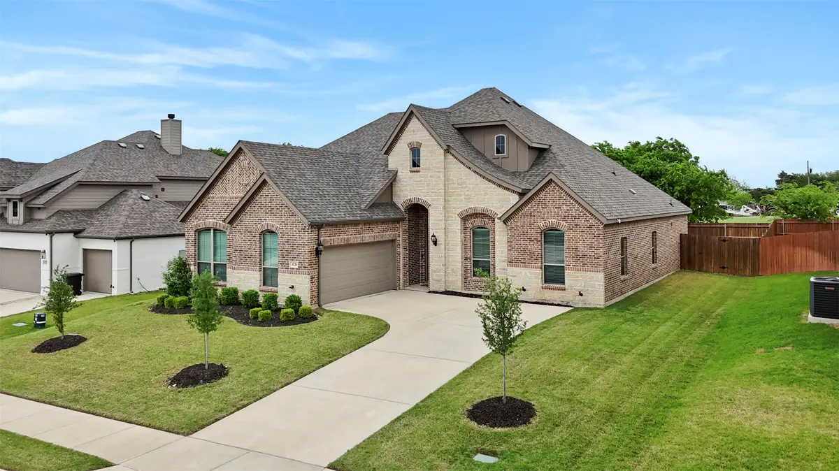 4226 Bel Air Drive, Midlothian, TX 76065 - #1