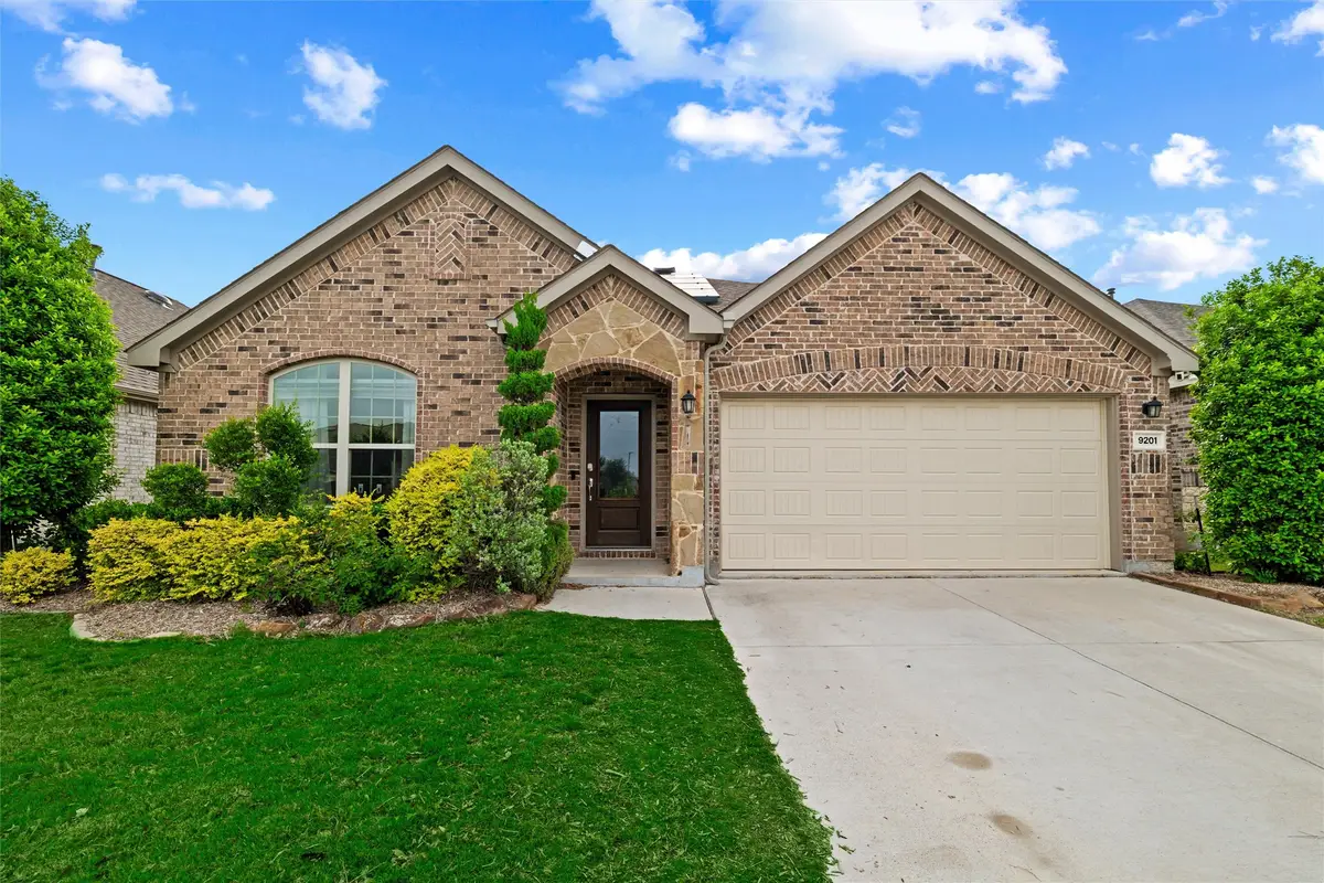 9201 Acre Meadows Lane, Arlington, TX 76002 - #1