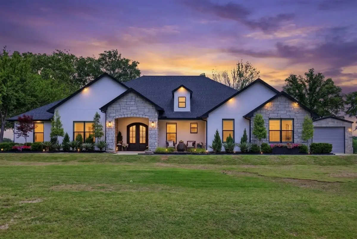 2044 Canyon Lake Road, Wills Point, TX 75169 - #1