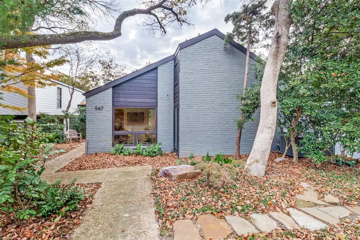 947 Easton Place, Dallas, TX 75218 - #1