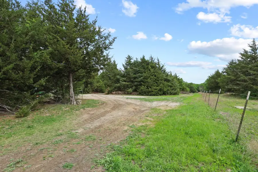 117 Donaghey Street, Trenton, TX 75490 - #3