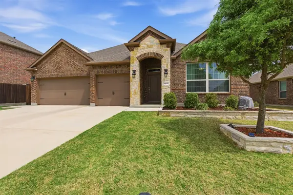 10109 Table Bluff Street, Aubrey, TX 76227