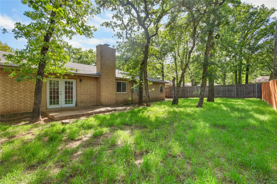 1109 Pine Ridge Drive, Azle, TX 76020 - #2