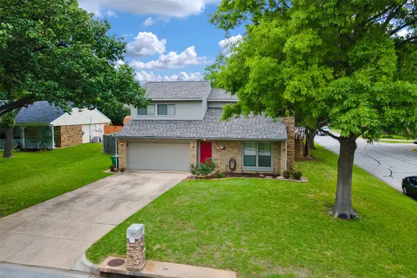 1167 Silverlake Drive, Grapevine, TX 76051