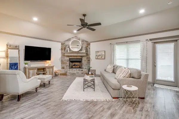 3332 White Horse Drive, Granbury, TX 76049