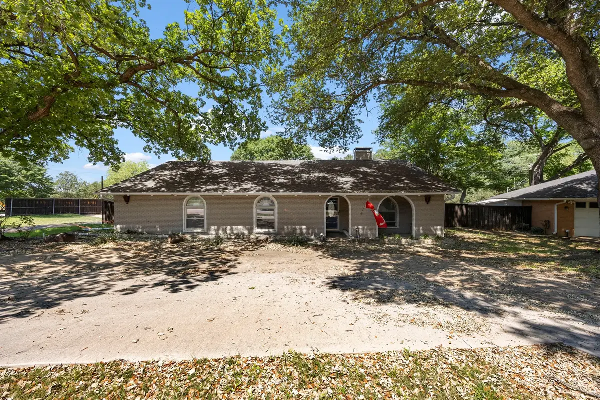 3911 Shady Valley Drive, Arlington, TX 76013 - #1