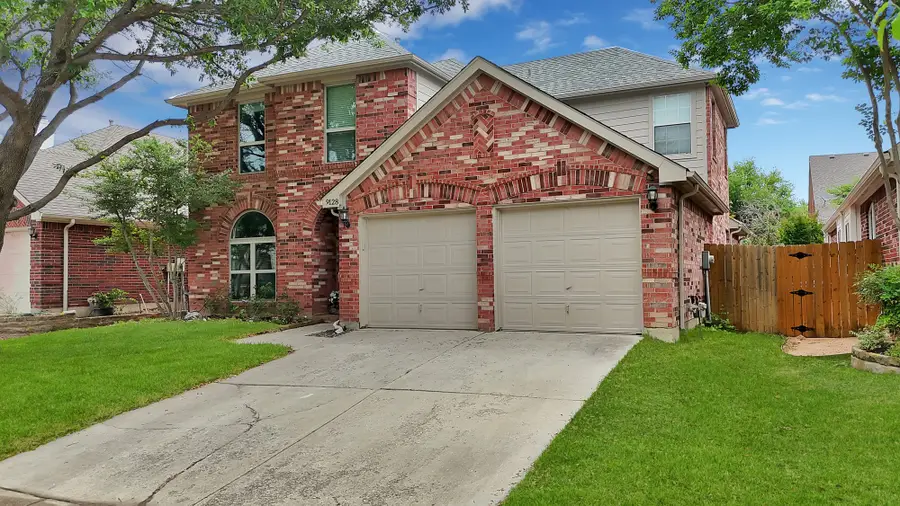 9128 Chardin Park Drive, Fort Worth, TX 76244 - #2