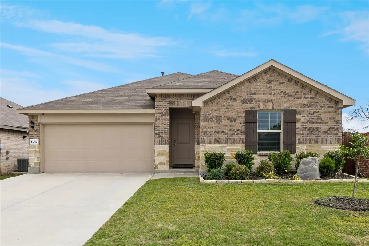 5913 Silverjack Trail, Denton, TX 76226 - #1