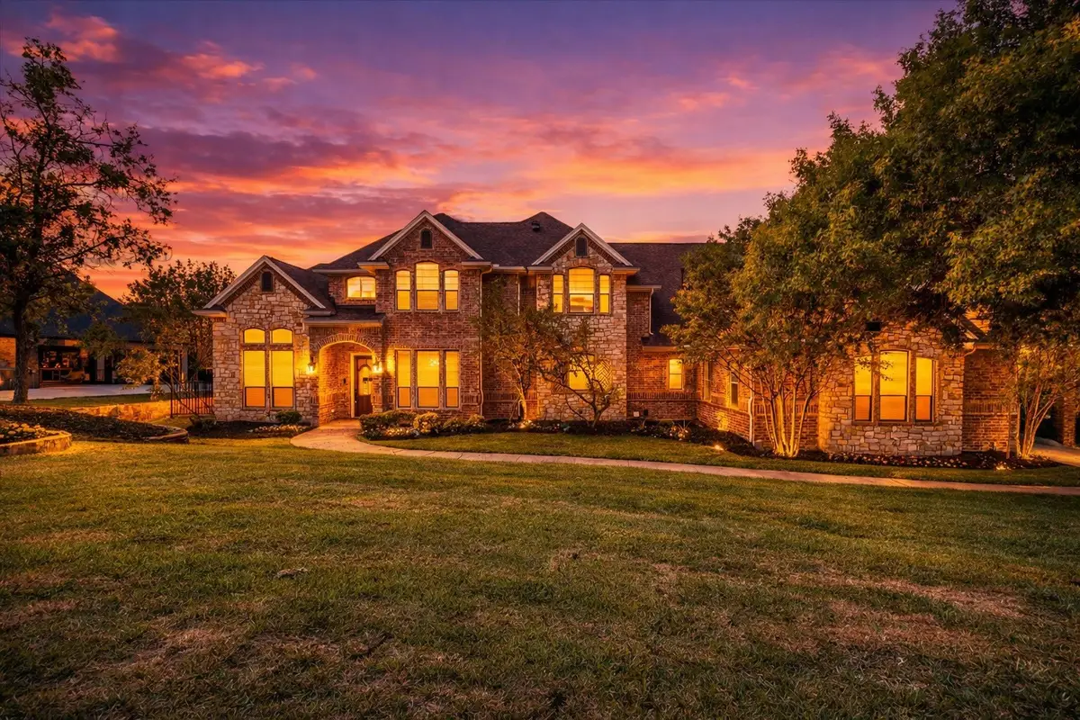 153 Crest Canyon Drive, Fort Worth, TX 76108 - #1