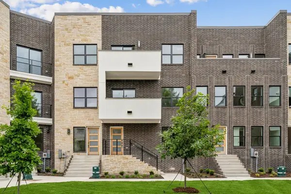 304 Golden Bell Lane, Fort Worth, TX 76107