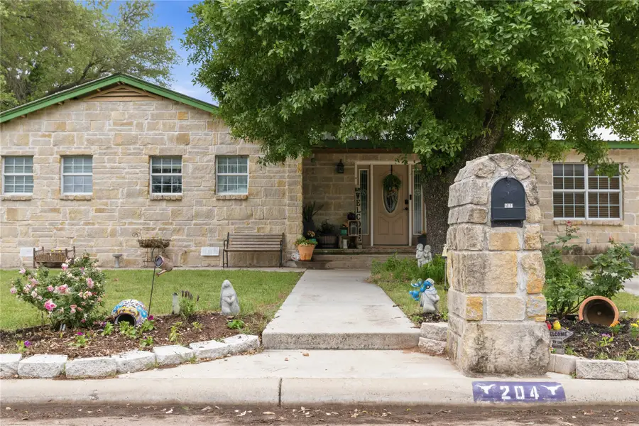 204 Sunnydale Drive, Early, TX 76802 - #2