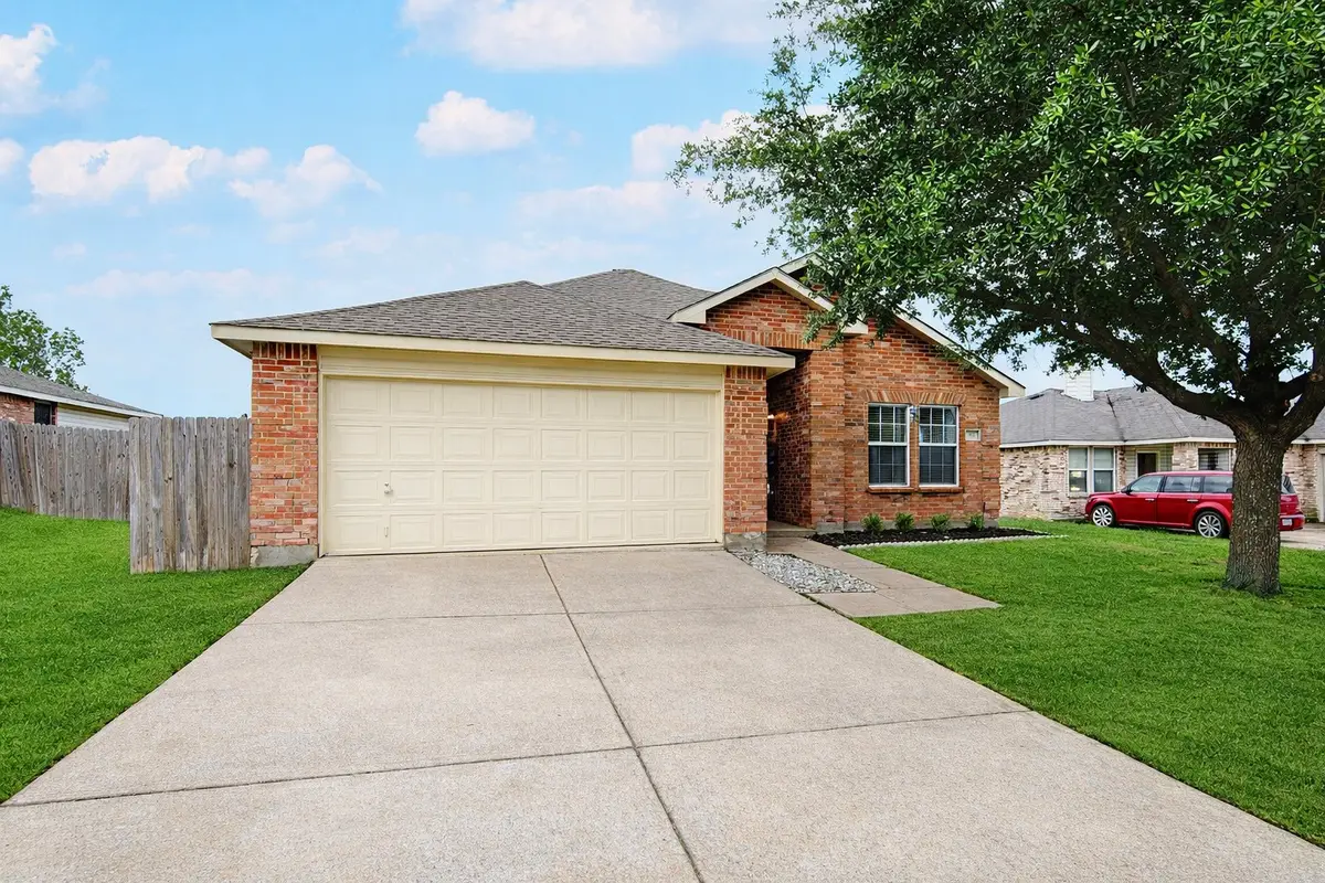 321 Briar Oaks Drive, Royse City, TX 75189 - #1