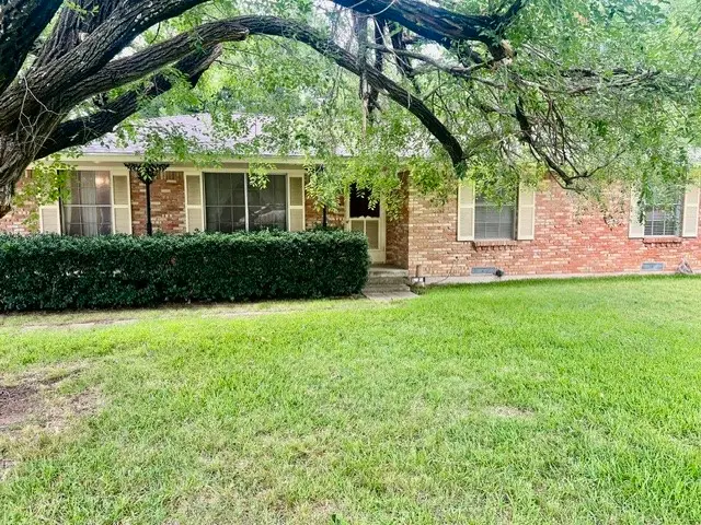 1326 E Sherman Drive, Denton, TX 76209 - #1