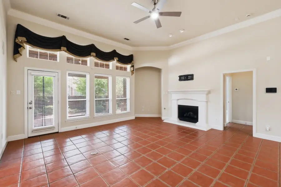 1726 Morning Glory, Carrollton, TX 75007 - #3