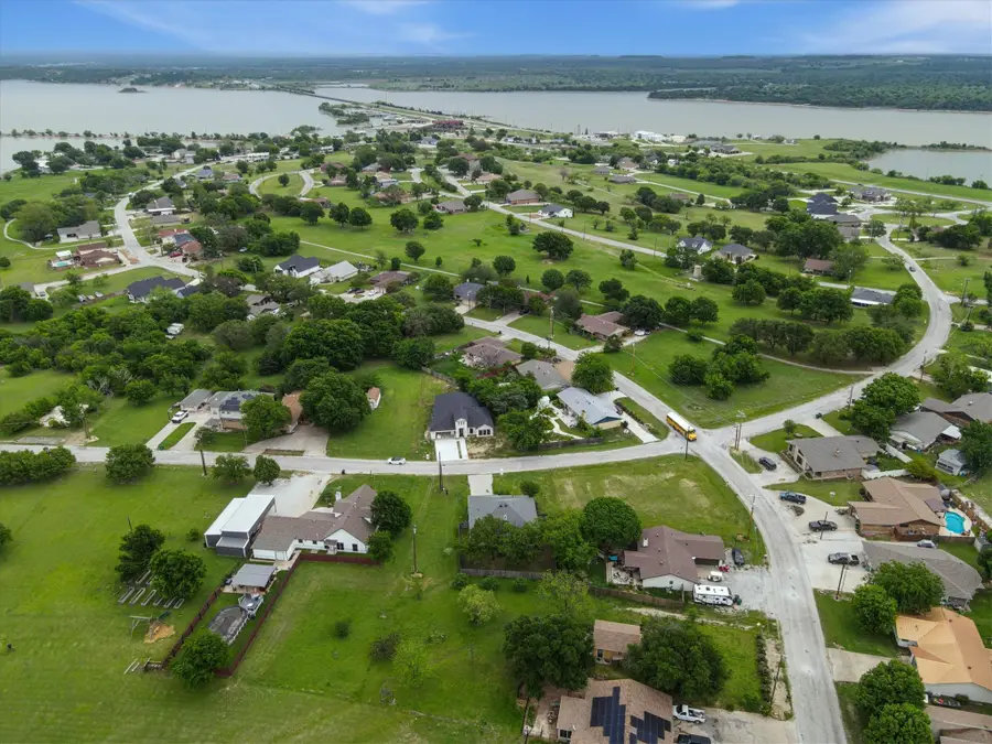 127 Port O Call Court, Runaway Bay, TX 76426 - #3