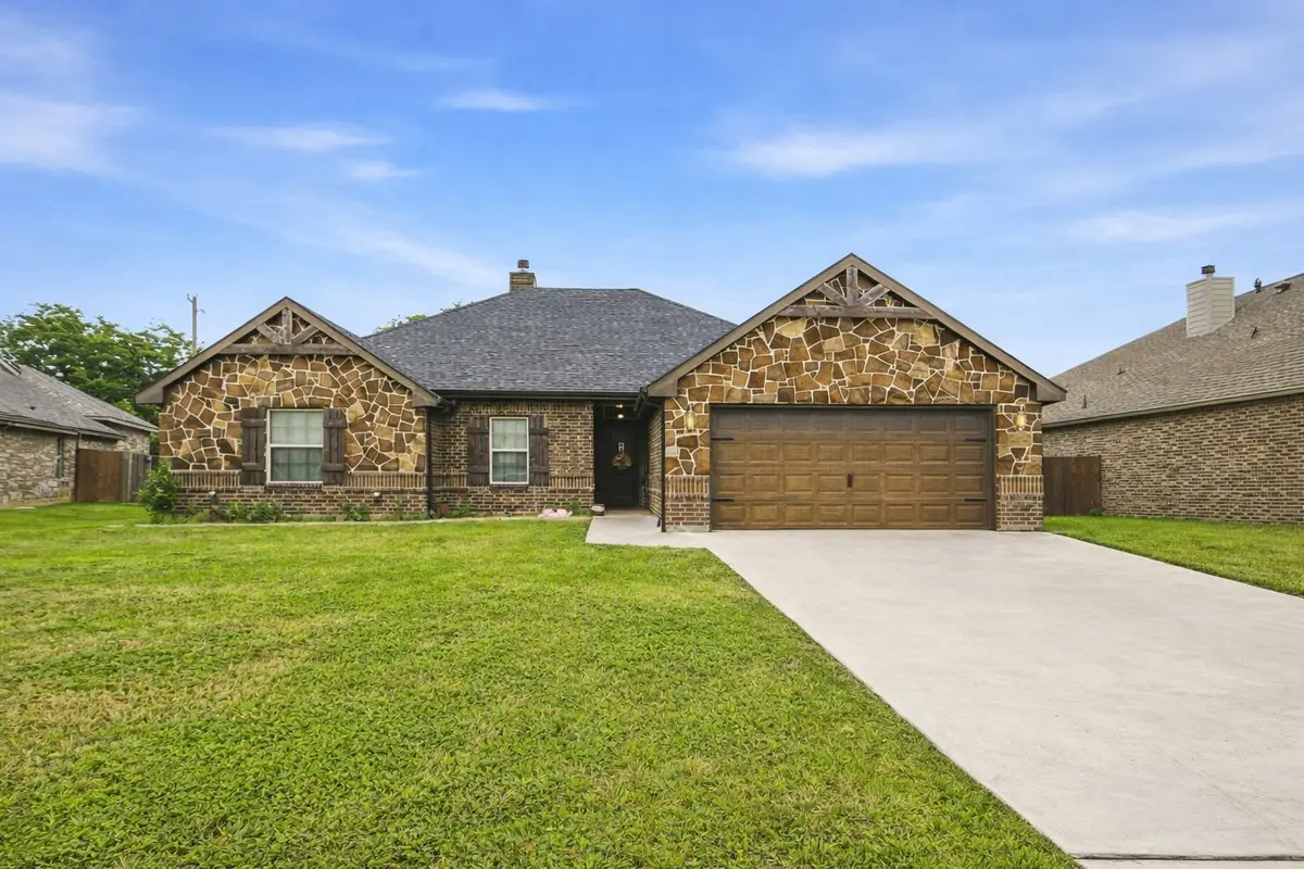 940 Elk Ridge Drive, Stephenville, TX 76401 - #1
