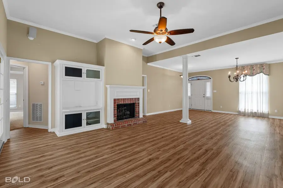 10540 Plum Creek Drive, Shreveport, LA 71106 - #3