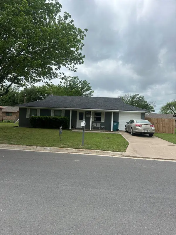 1201 N Taylor Street, Gainesville, TX 76240